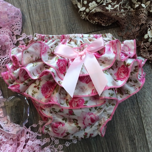 Other - Boutique Baby Girls Floral Satin Bloomers